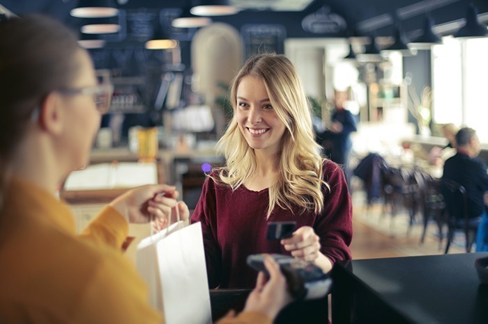 Le parcours client: les différentes étapes et moyens pour révolutionner l’expérience client 